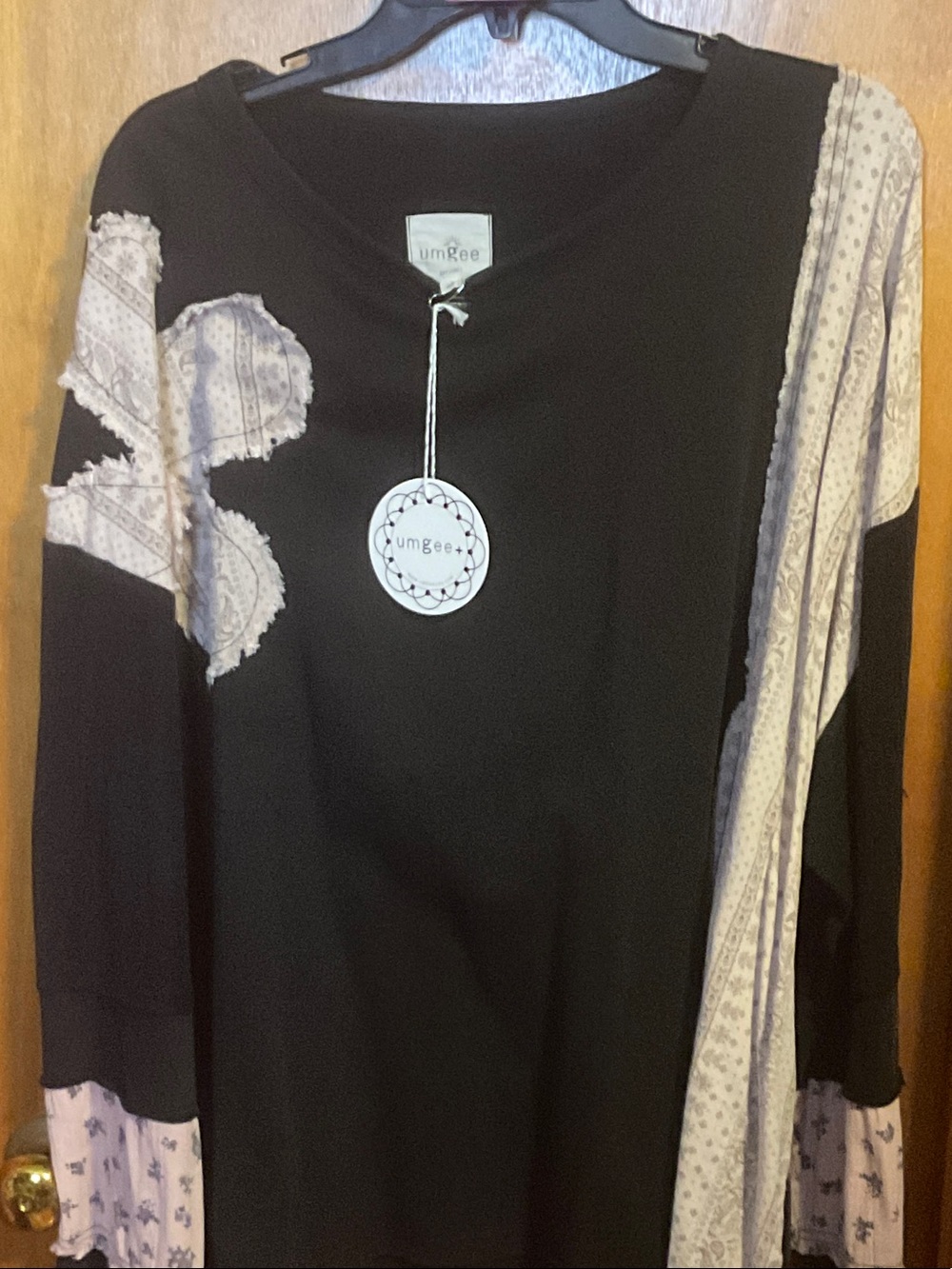 09 - Umgee Black Long Sleeve Top with Light Lavender Paisley Panels